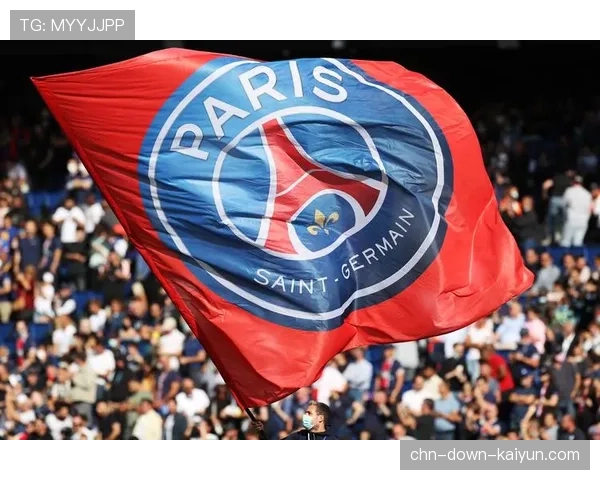 突发：克莱蒙vs雷恩比赛因球迷投掷烟火中断十分钟